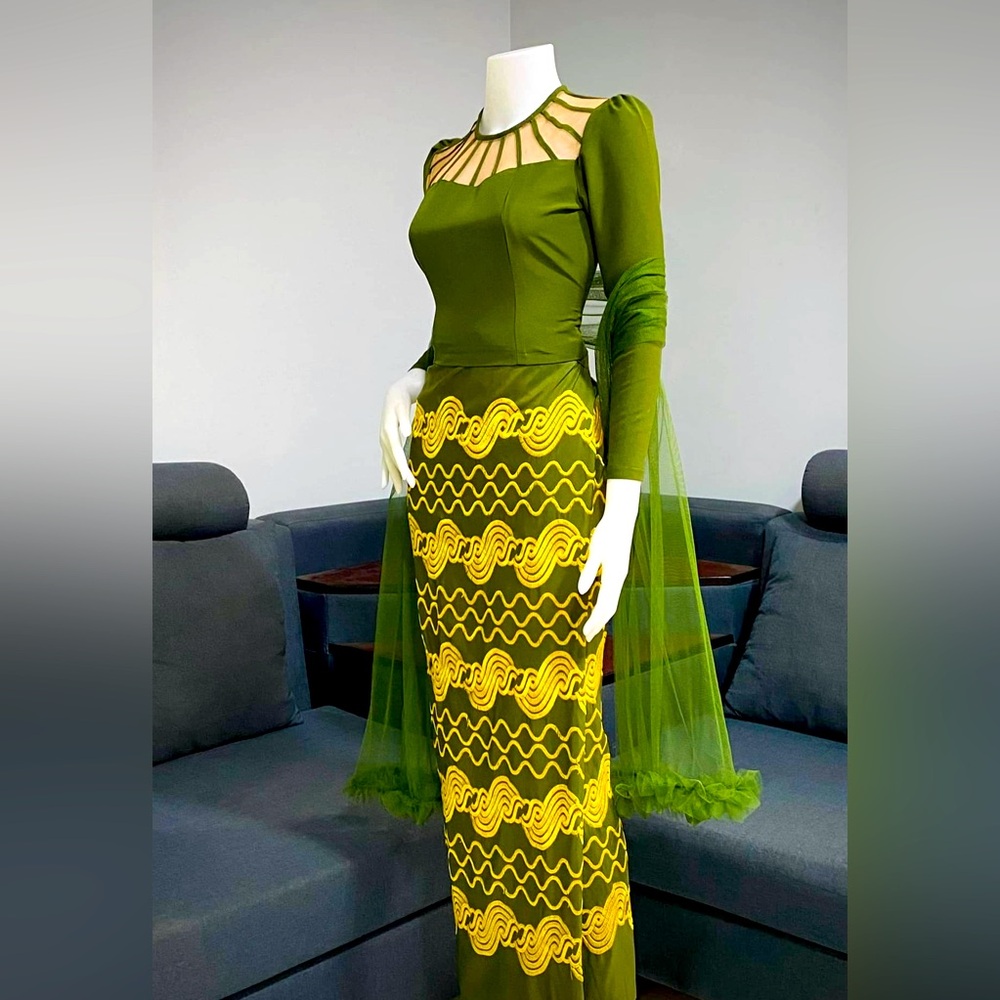 Elegant Sophisticated Designer- tailored Two Pieces set with Sheer overlayLuxury